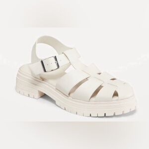 Chunky Heel Fisherman Sandals